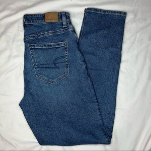 American Eagle Outfitters Mom Jeans